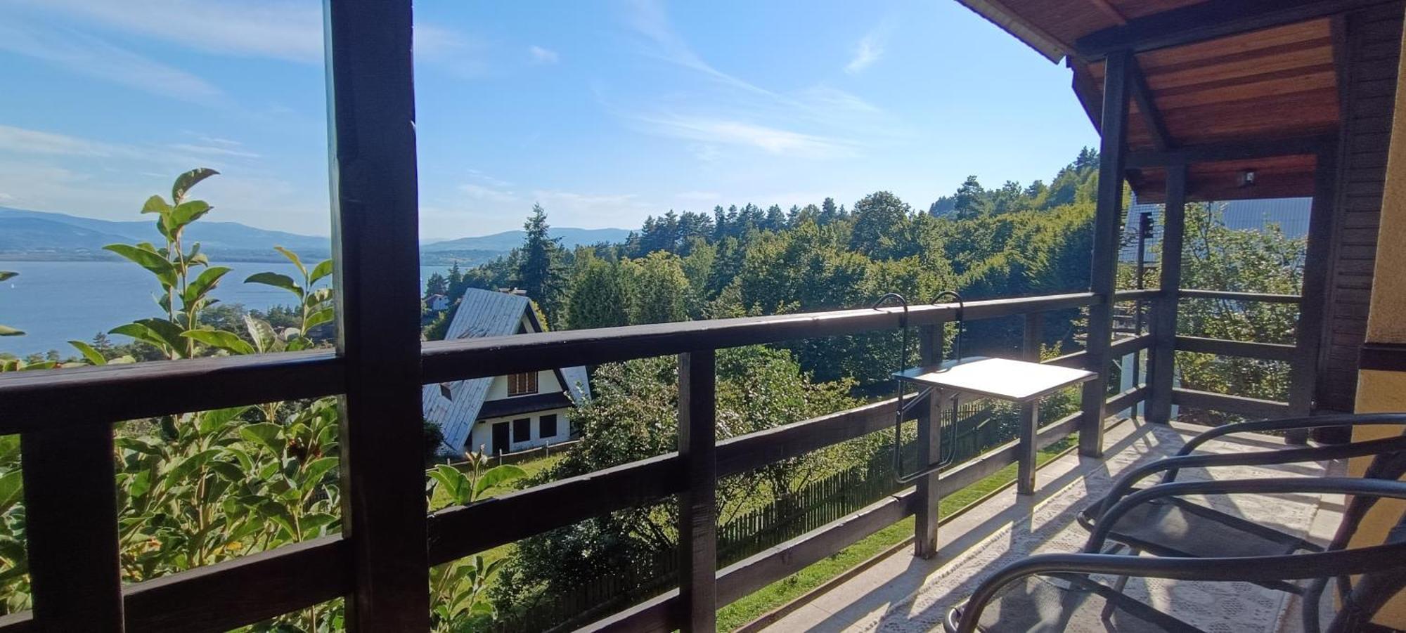 Domek Caloroczny Tresna Agata Esterno foto